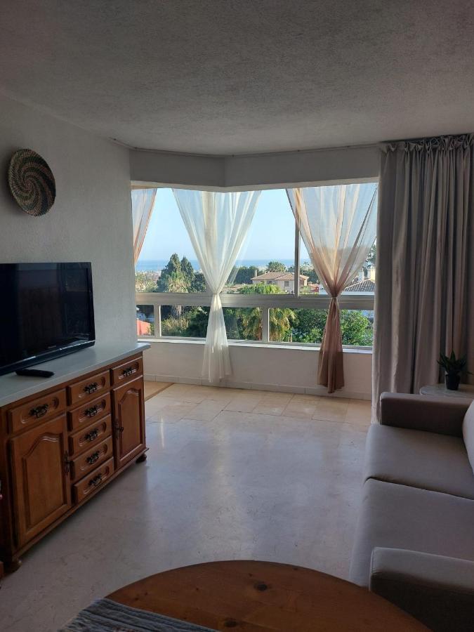 Lovely Apartment In Torremolinos Views Of The Sea, Pool, Terrace, Sofa Bed And Fully Equipped Kitchen Екстериор снимка